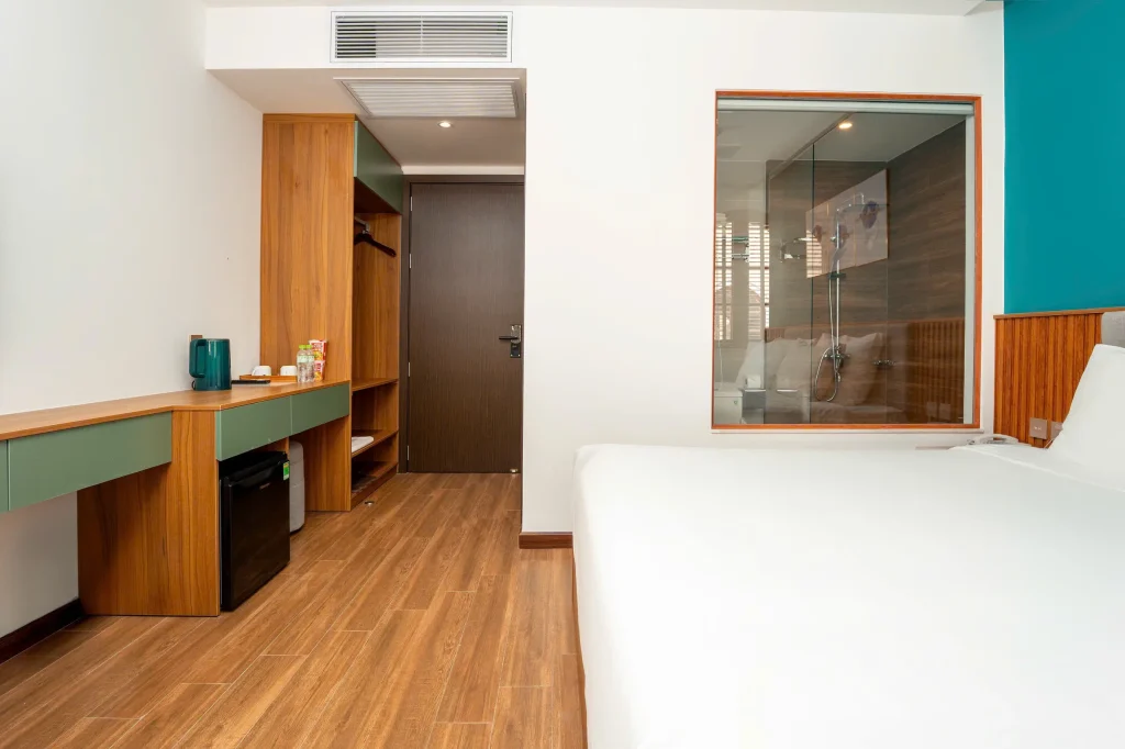 Standard Double Window